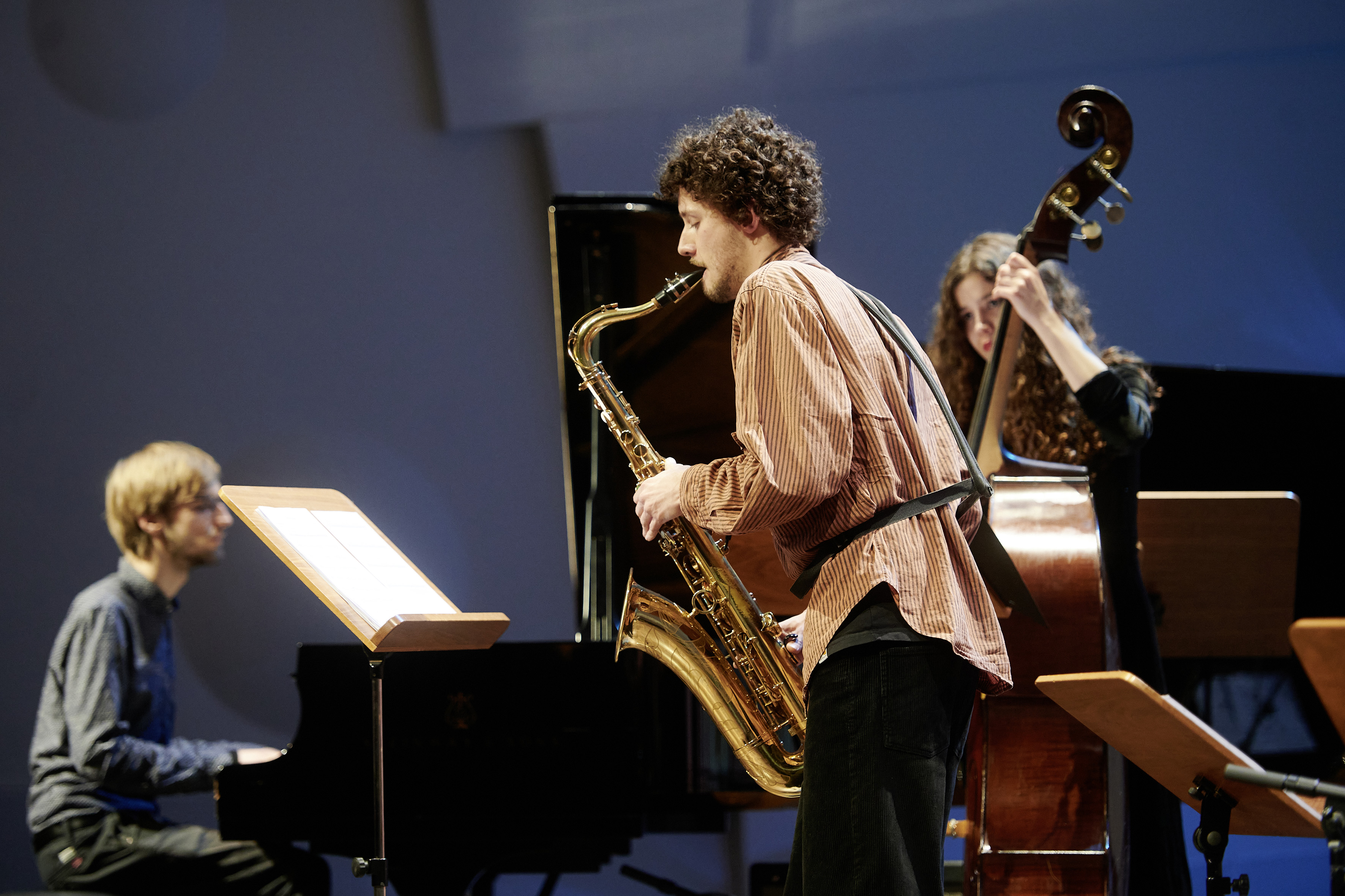 Foto Musiker spielt Saxophon